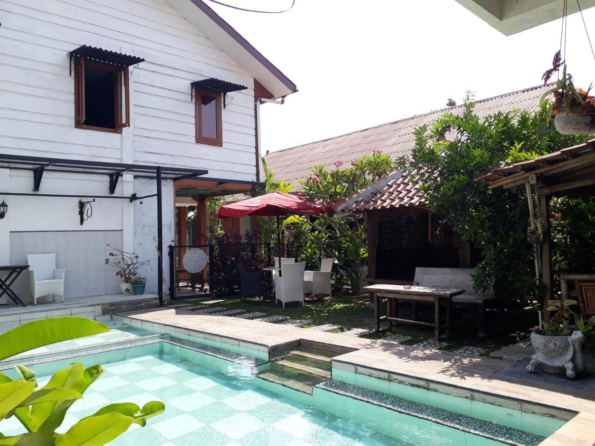 Arjuna Garden Asrama *